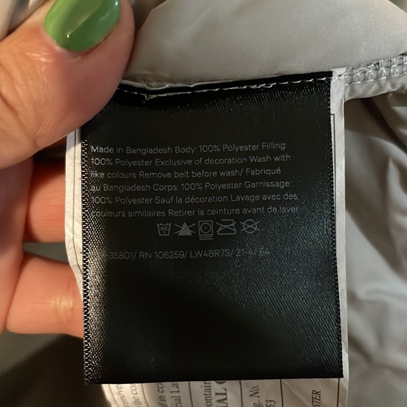 BNWT Lululemon Insulated Trench - Picture 6 of 8